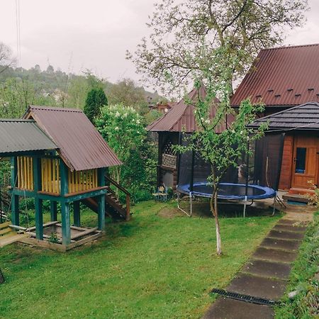 Будиночок В Карпатах Yaremche Exterior foto