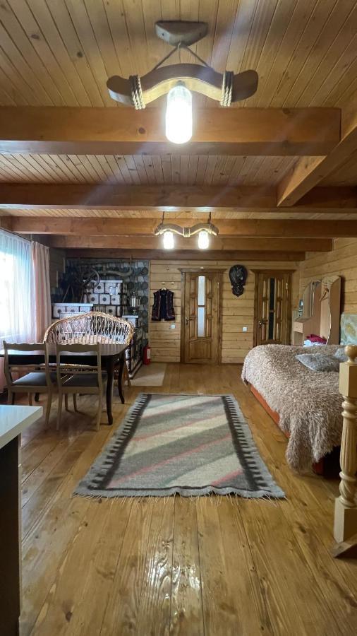 Будиночок В Карпатах Yaremche Exterior foto