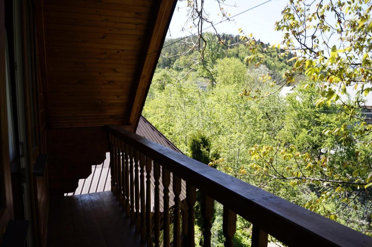 Будиночок В Карпатах Yaremche Exterior foto